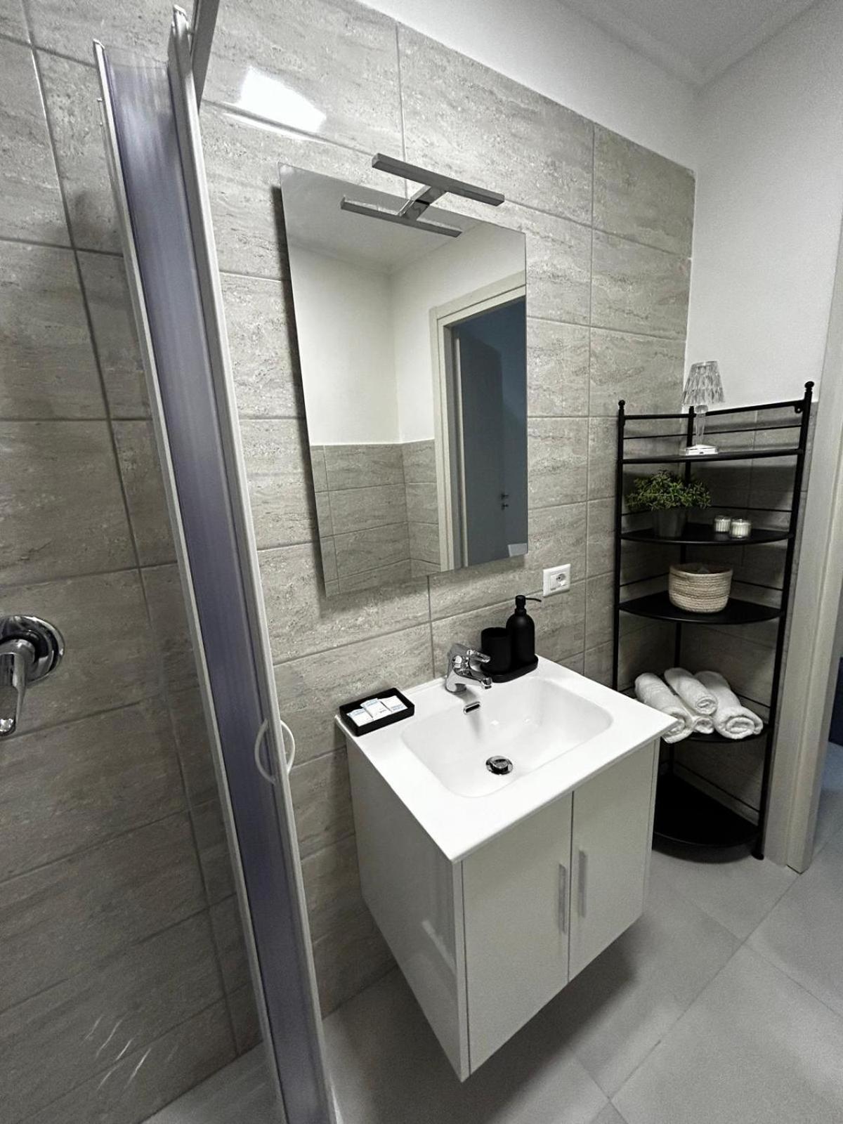 Stupor Mundi Apartment Napoli Bagian luar foto