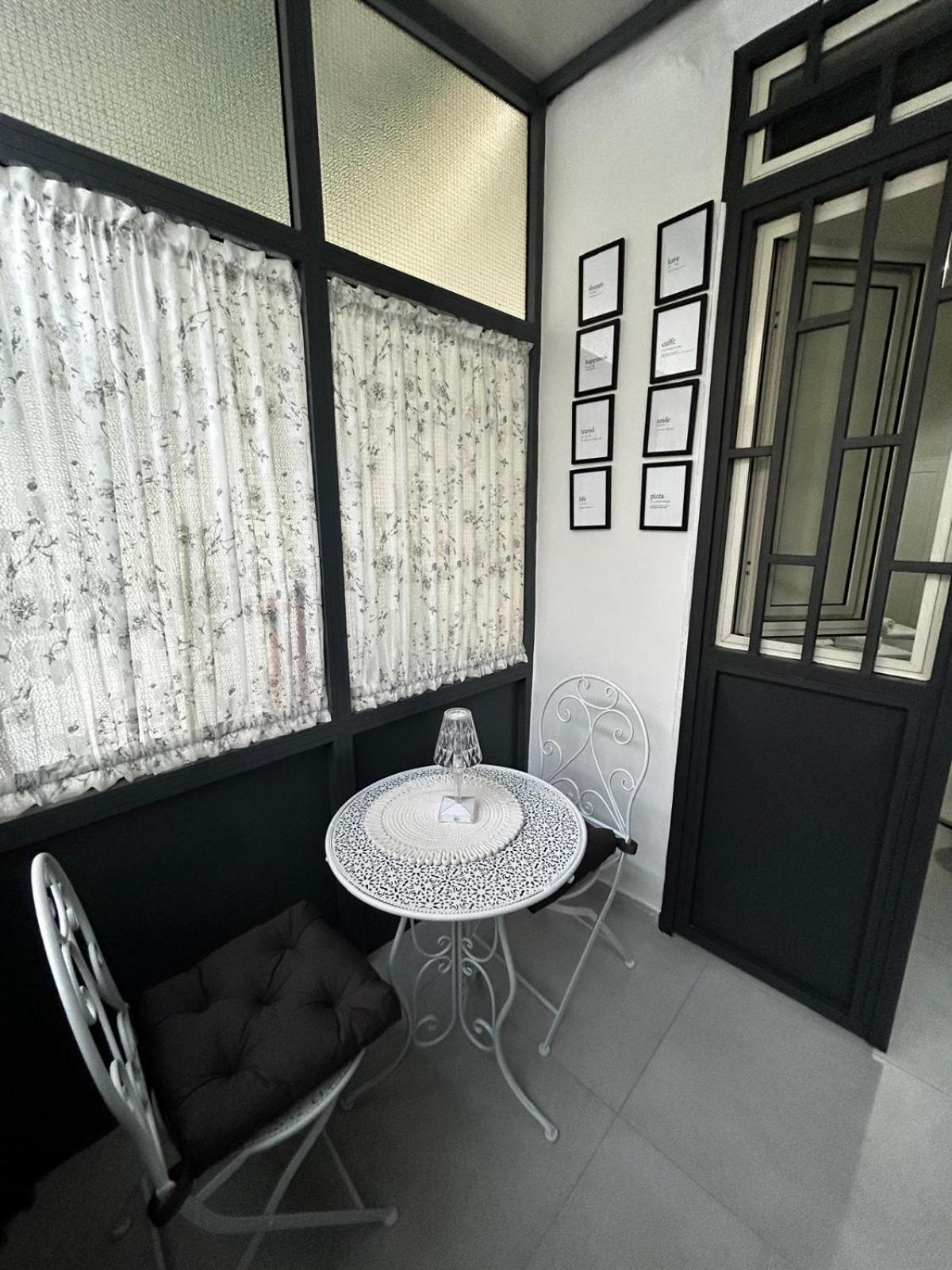 Stupor Mundi Apartment Napoli Bagian luar foto